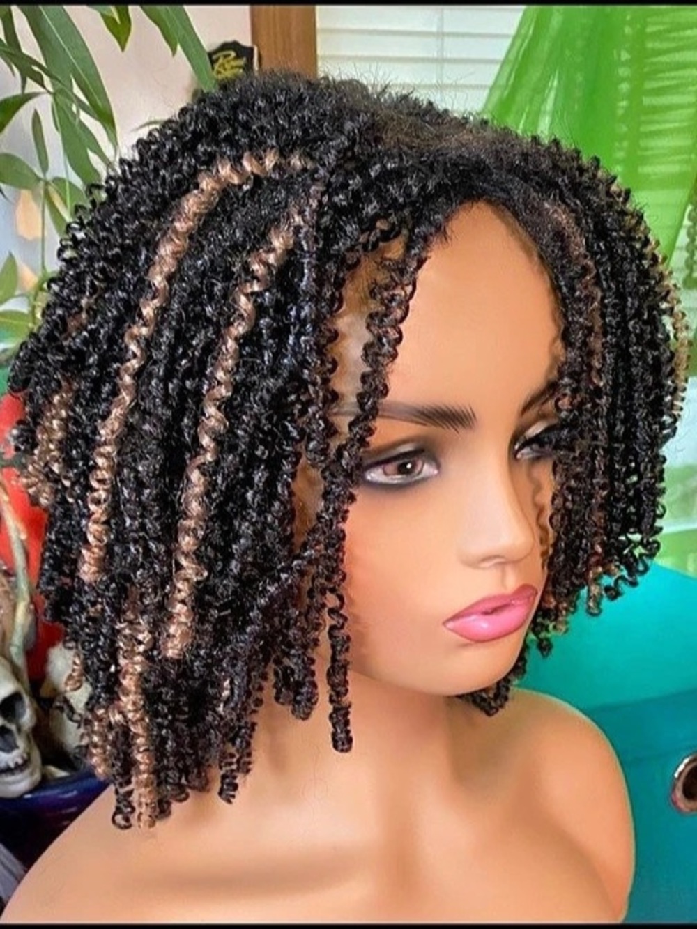 Curly afro in Black & Brown gold NWT